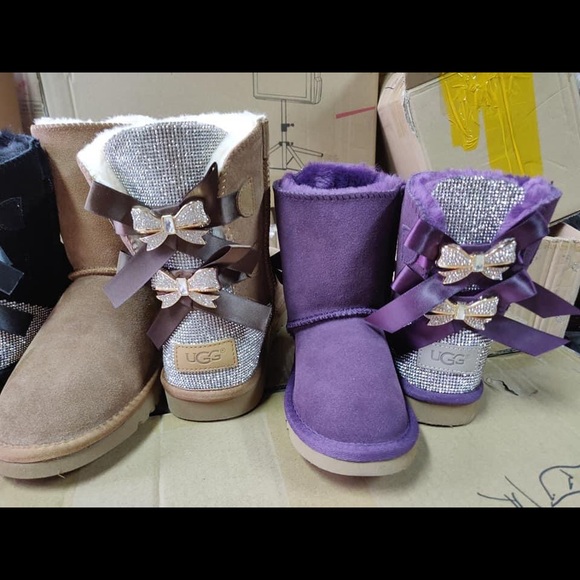 Boots - Picture 3 of 3